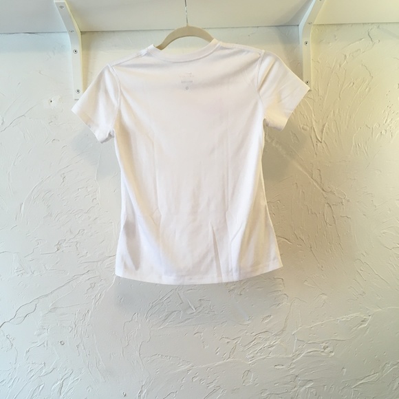 Nike Dry-Fit T-shirt - Picture 3 of 3